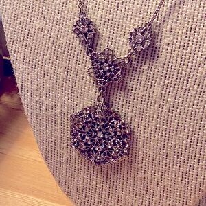 Necklace ,Avon 1980 , stamped